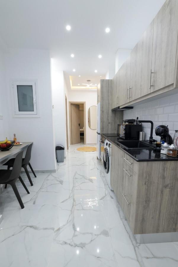 Zeos Finest Jacuzzi * Athens